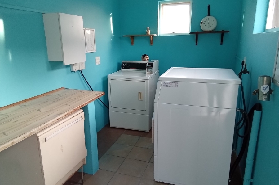 2 Bedroom Property for Sale in Loevenstein Western Cape